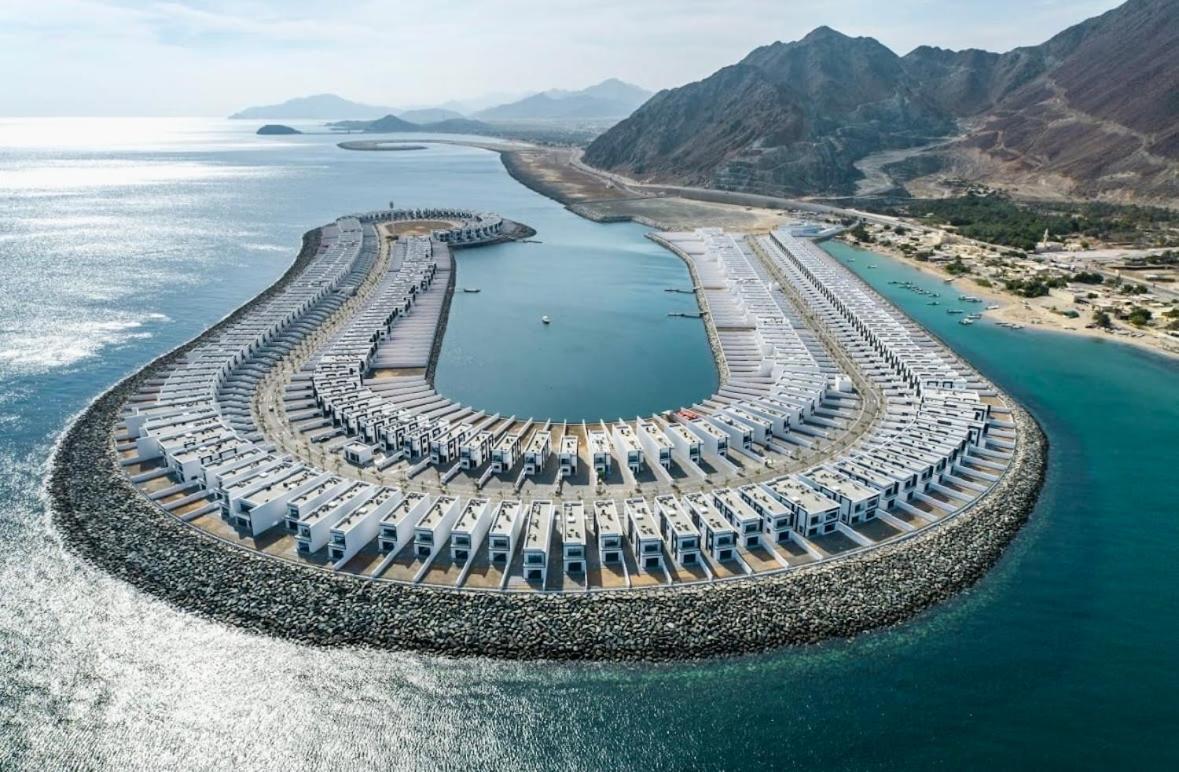 AL DANA VILLAS